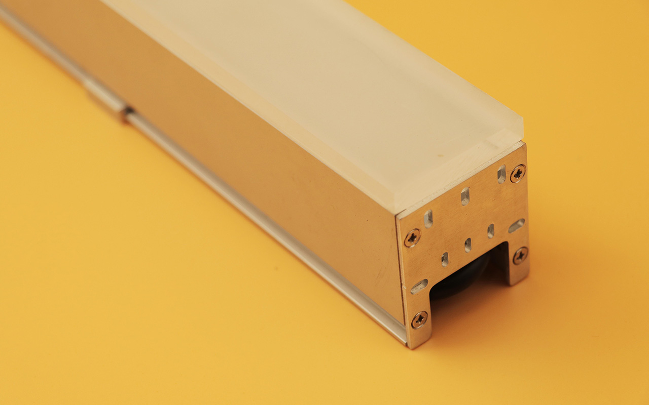 FERO LINEAR WHT